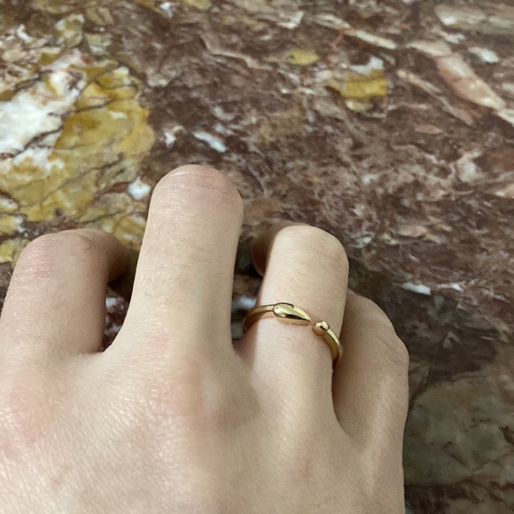 Set of 4 Gold-Colored Metal Rings with Punctuation Marks - Picture 8 of 9